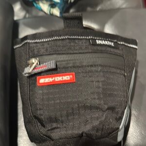 EZYDOG Black SnakPak Belt Bag